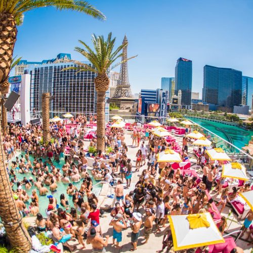 Las Vegas Pool Party Dress Code - What to Wear?